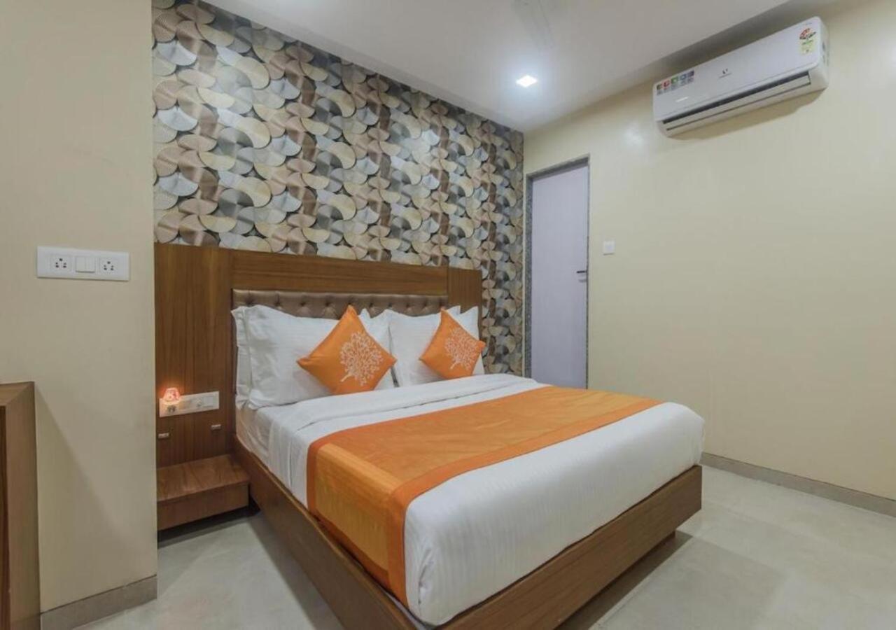 Hotel Arton Regency Near Terminal 2 Airport مومباي المظهر الخارجي الصورة