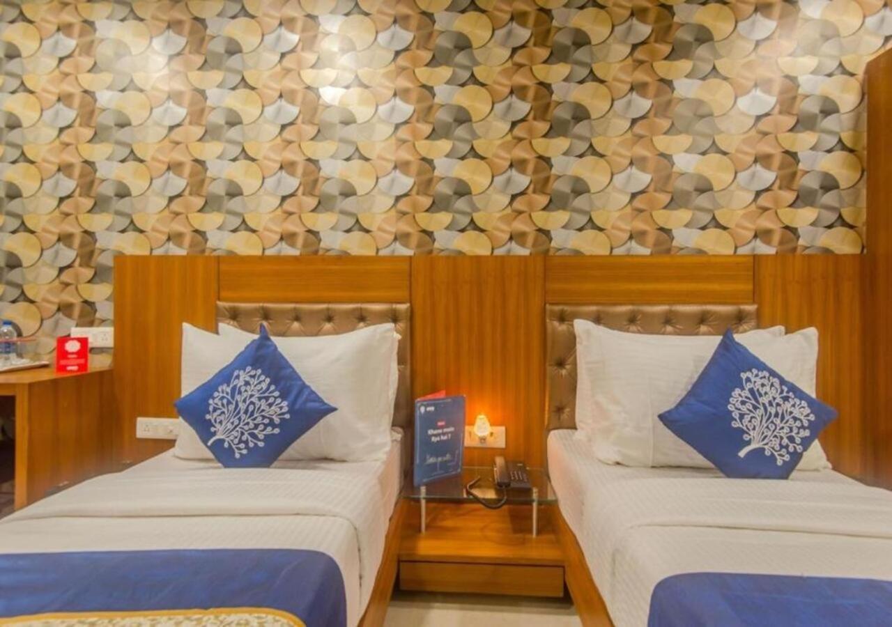 Hotel Arton Regency Near Terminal 2 Airport مومباي المظهر الخارجي الصورة